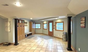 900 S 4th St, Battle Creek, NE 68715