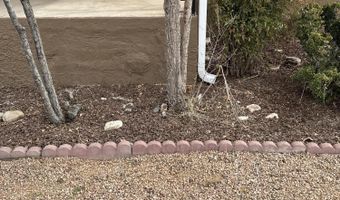 412 Grove St NE, Albuquerque, NM 87108