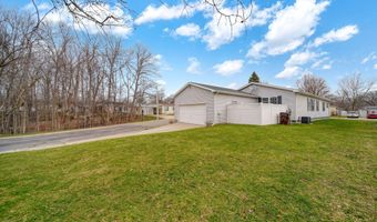 701 Missouri River Dr, Adrian, MI 49221