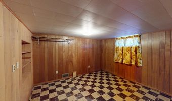 406 Giles Pl, Albert Lea, MN 56007