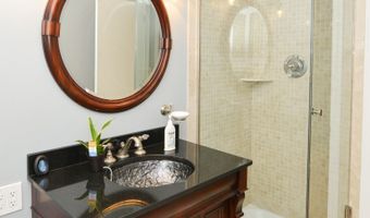 123 El Toro Dr, Bristol, CT 06010
