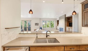 175 Lithia Way 200, Ashland, OR 97520