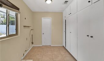 2550 W Rowland Ave, Anaheim, CA 92804