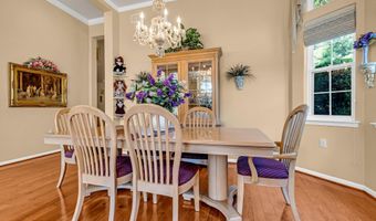 35 Lakeland Dr, Barnegat, NJ 08005
