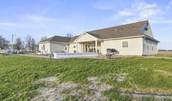 18915 BOGGS Rd, Virden, IL 62690