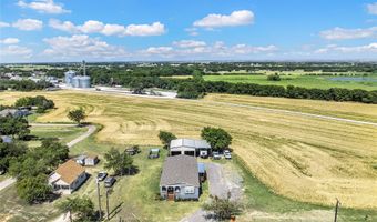 602 S 3rd St, Abbott, TX 76621