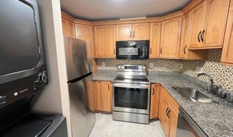 6300 STEVENSON Ave 1113, Alexandria, VA 22304