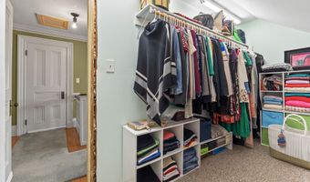 23 Chapel St, Augusta, ME 04330