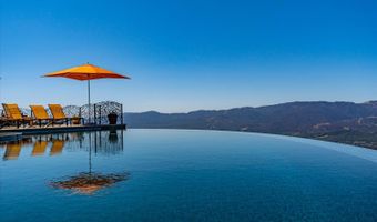 1340 Crestmont Dr, Angwin, CA 94508