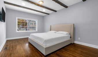 46 W 43RD St, Bayonne, NJ 07002