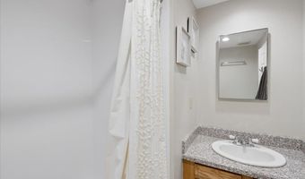 21 Nathaniel Dr, Amherst, NH 03031