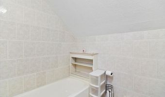 170 Brambley Ln, Bennington, VT 05201