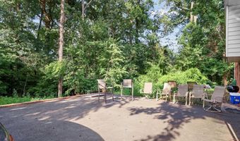 7044 CINDY Ln, Annandale, VA 22003