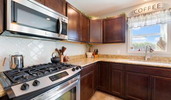 1553 MAIN St, Barnegat, NJ 08005