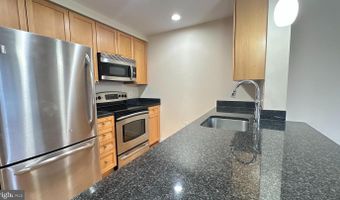 2001 15TH St N #320, Arlington, VA 22201