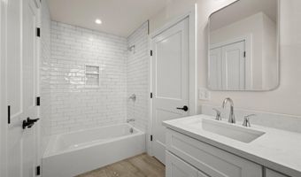 14 Fieldstone Ct 14, Bethel, CT 06801