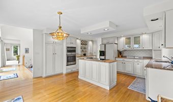 376 Flint St, Barnstable, MA 02630