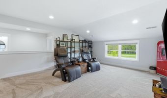 1816 Golfview Dr, Auburn, IN 46706