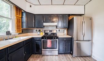 3223 STRICKLAND St, Baltimore, MD 21229