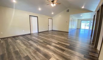 1902 14th St, Bedford, IN 47421