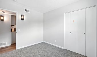 6300 TOPKE Pl NE, Albuquerque, NM 87109