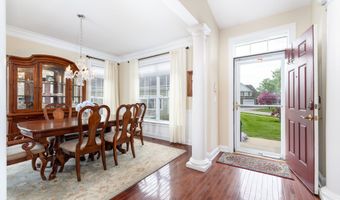 19 Cherry Hills Cir 19, Bloomfield, CT 06002