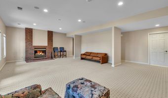 5140 Turtle Point Dr, Ann Arbor, MI 48105