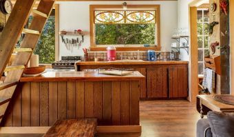 33790 Annapolis Rd, Annapolis, CA 95412