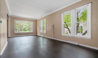 225 Bond St, Allegan, MI 49010