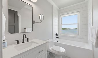 3736 Janiero Rd, Arapahoe, NC 28510