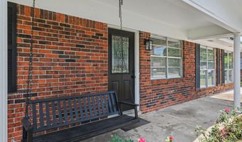 2074 Trailwood Dr, Biloxi, MS 39532
