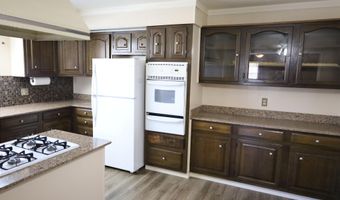 1695 La Mancha, Bosque Farms, NM 87068