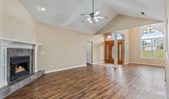 2603 SW 8th St, Bentonville, AR 72712