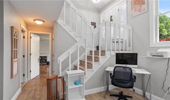 14 Deer Run Dr, Coventry, RI 02816