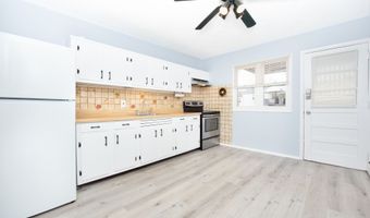 185 Cherry Hill Dr 1A, Bridgeport, CT 06606