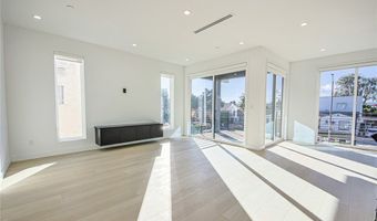 2200 Thurman Ave, Los Angeles, CA 90016