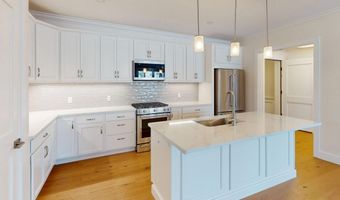 1 Longview Dr 205, Atkinson, NH 03811