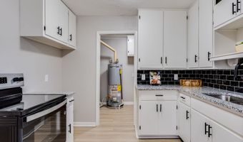 1233 Money St, Augusta, KS 67010