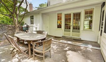 5973 SEARL Ter, Bethesda, MD 20816