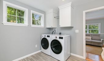 19 Off Webster St, Andover, MA 01810