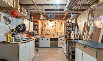 12581 Dover Dr, Apple Valley, MN 55124