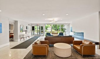 4977 BATTERY Ln 1-711, Bethesda, MD 20814