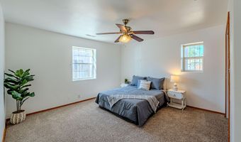 3528 CYPRESS Dr SW, Albuquerque, NM 87105