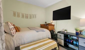109 Dundee Ct, Aberdeen, NJ 07747