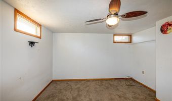 1260 Meadowview Ln, Amherst, OH 44001