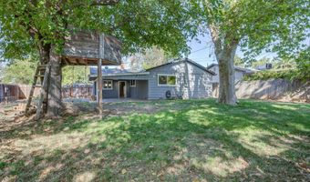 1879 Pinon Ave, Anderson, CA 96007