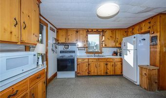 318 Mitchell's Ln, Middletown, RI 02871