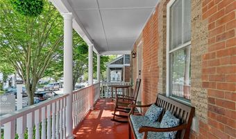 496 Broadway, Newport, RI 02840