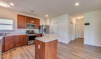 253 Village Creek Dr Dr, Ballwin, MO 63021