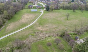 1107 N 3rd St, Bardstown, KY 40004